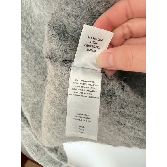 Leopard Sweater - Picture 4 of 9